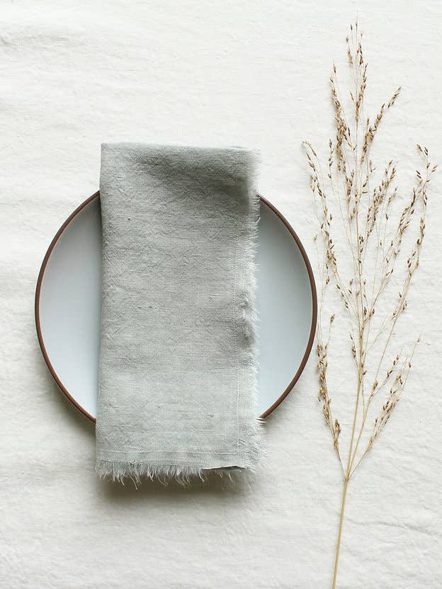 Giardino Segreto - Wholesale Dinner & Cloth Napkin - TORN Pure Linen Napkin10