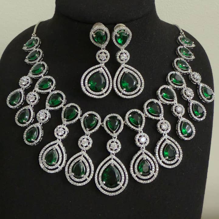 Conjunto de Collar de Elegancia Esmeralda CZ para venta al por mayor de Vinnis Jewelry