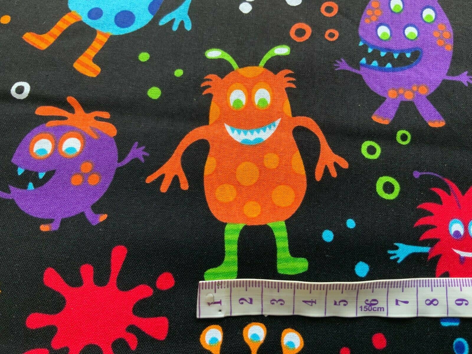 Kims Crafty Corner - Venta al por mayor Tela - Tela de monstruo negro, tela de animales para niños2