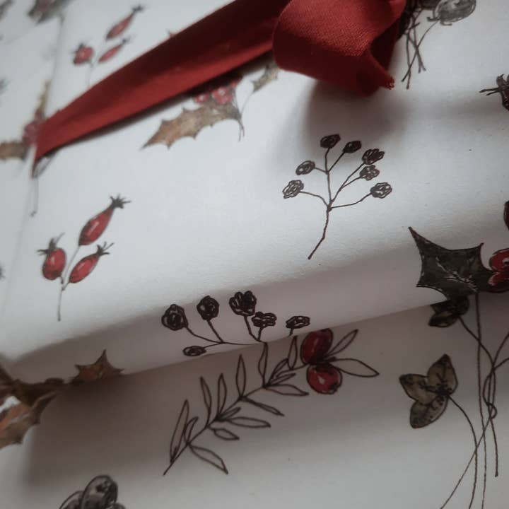 MyDesignPictures - Wholesale Flat Wrap - Winter florals Pure White Gift Paper2