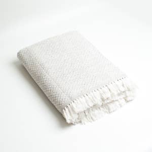 Purchase Wholesale cashmere throw. Free Returns & Net 60 Terms on Faire