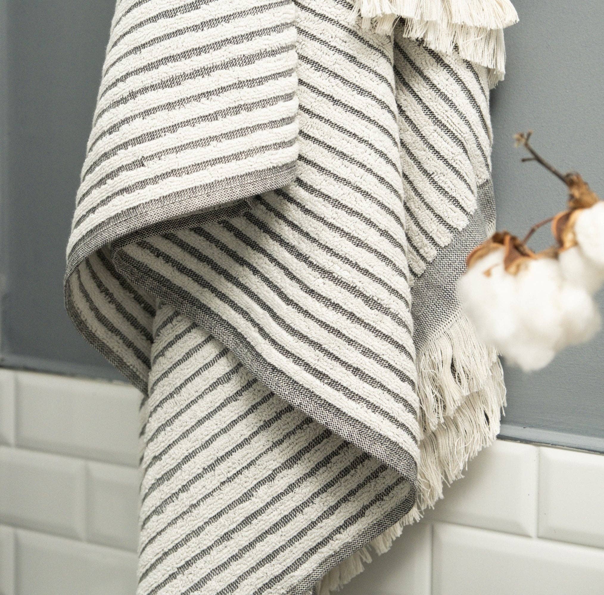 Primitive - Wholesale Badhanddoek - OUTLET - Ovella grote badhanddoek W0130