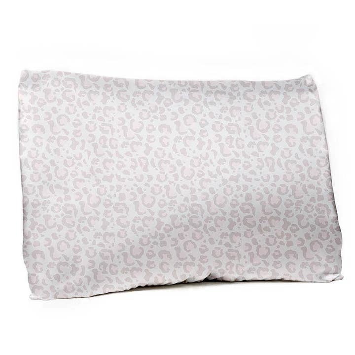 Angle - Wholesale Bedding Pillowcase/Sham - Satin Pillowcase With Zipper Closure - Leopard
