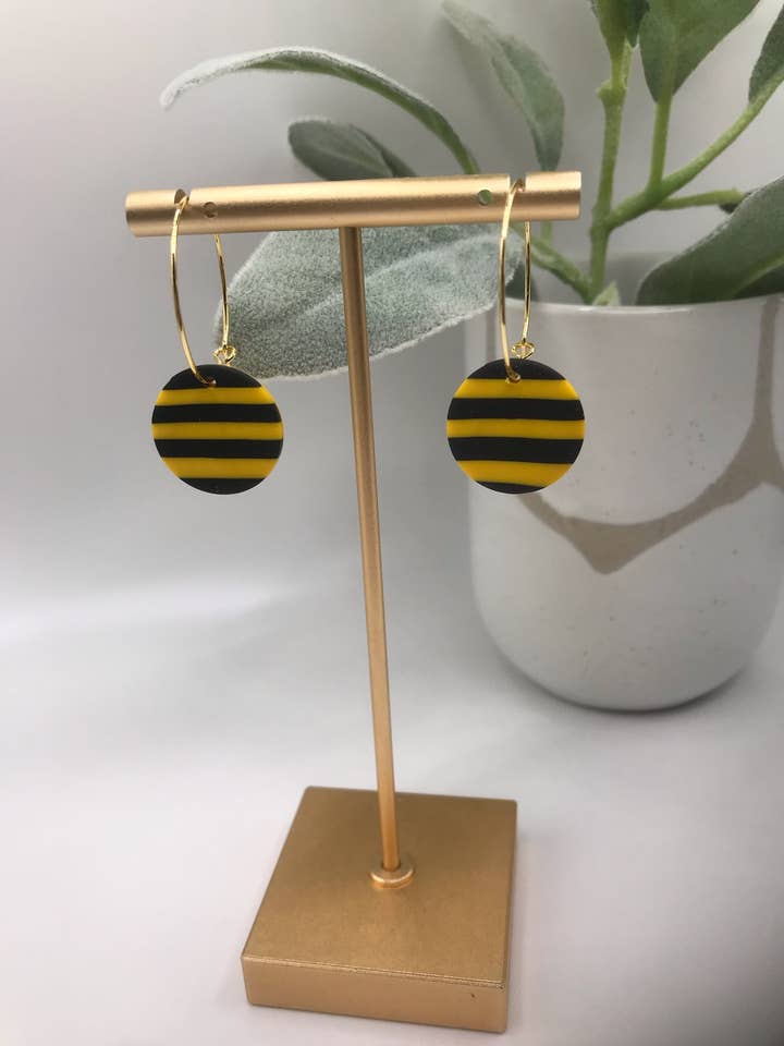 Game Day Hoop-Black and Gold for wholesale by Looped