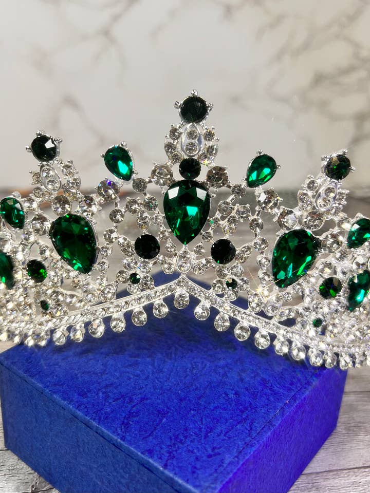 Tiara verde para fiestas, lujosa corona plateada, elegante diadema para venta al por mayor de Happy Dream Gifts