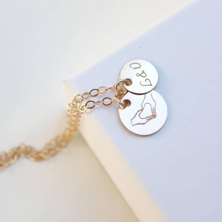 Positiva Jewelry – Großhandel Kette mit Anhänger/Charm – Kette mit Personalisierter Gravur, Familien Kette , Plättchen Kette personalisiert mit 10mm & 8mm