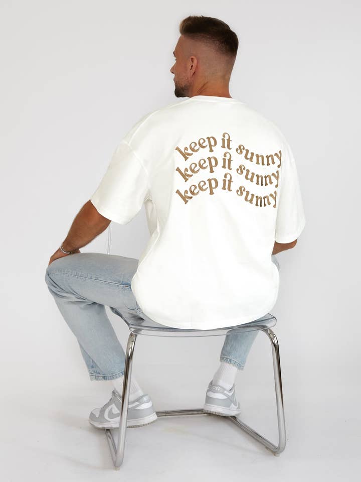 Oversize-t-shirt "Håll det soligt" för wholesale av BAYSIDE BOUND