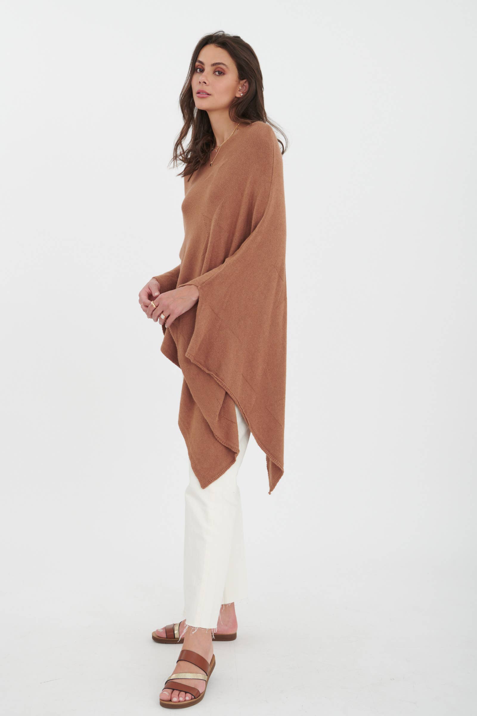 ORNELLA PARIS - Wholesale Poncho - Women's - LEL-P0076 'star' poncho2