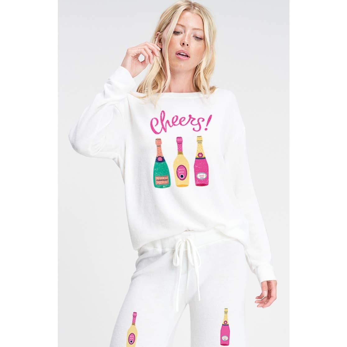 Phil Love – Großhandel Set aus Oberteil und Hose (NICHT Loungewear) – Damen – Weiches Loungewear-Set mit Champagnerflaschenprint für den Urlaub0