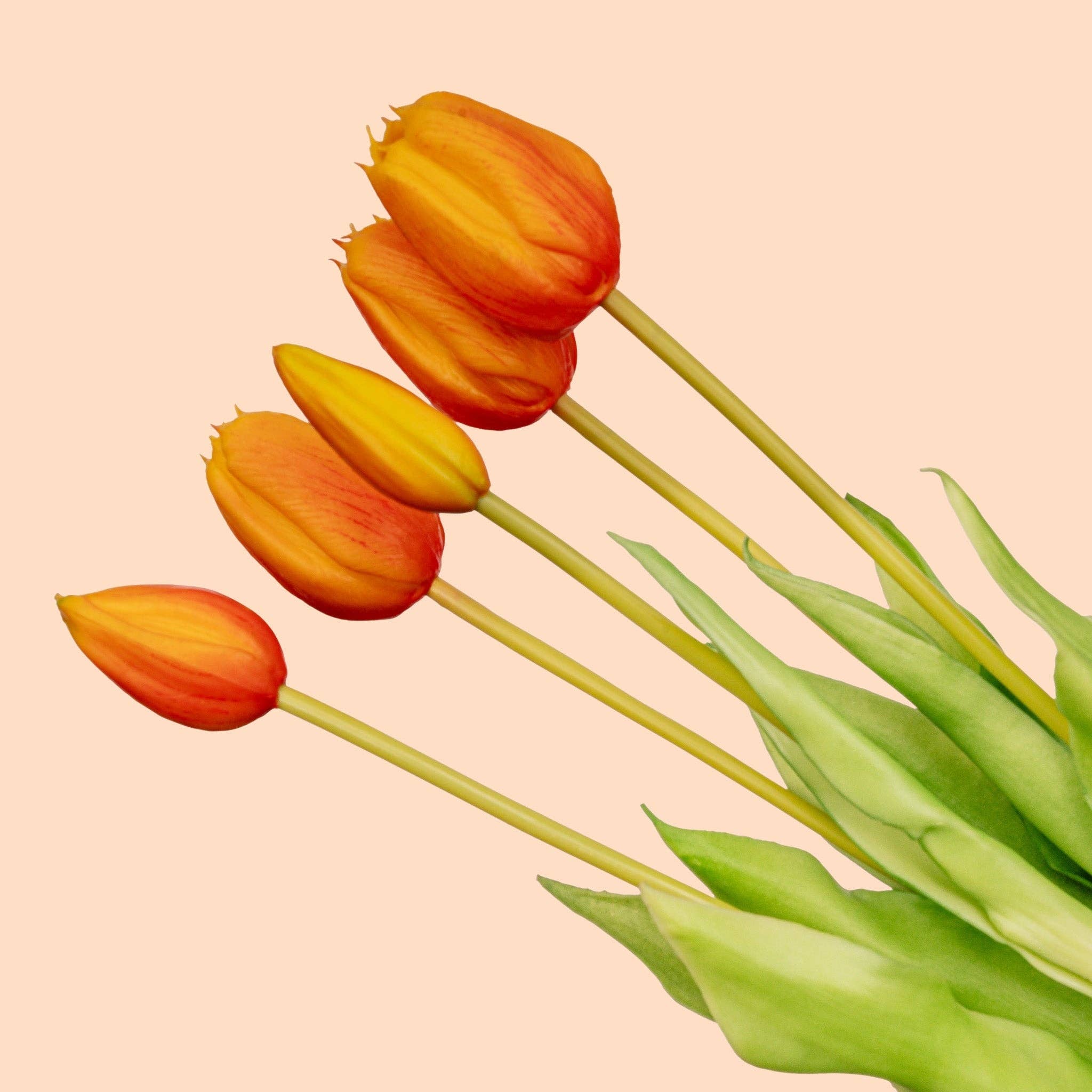 Trendhero.nl/b2b - Wholesale Artificial Flowers - Tulip Bouquet – 5 Pieces – Various Colours – ‘Real Touch’ Artificial Tulips – 42 cm1
