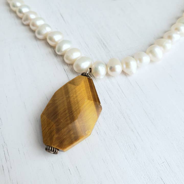 OOAK perle halskæde - Tiger's-Eye & Ferskvandsperle for engroshandel hos Divine Dragon Designs