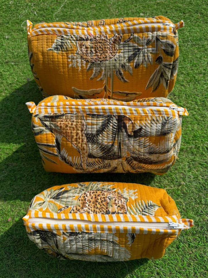 Jungle Printed Cotton Quilted Bag Toiletry Bags Stylish Bags for wholesale by Bhawana Handicrafts