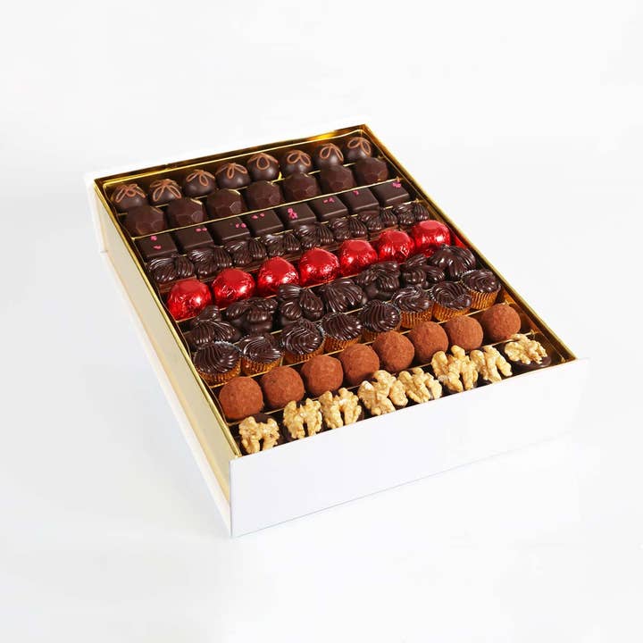 Black Assortment - Bulk Chocolate 770 g für den Großhandel von Bomboneria Pons
