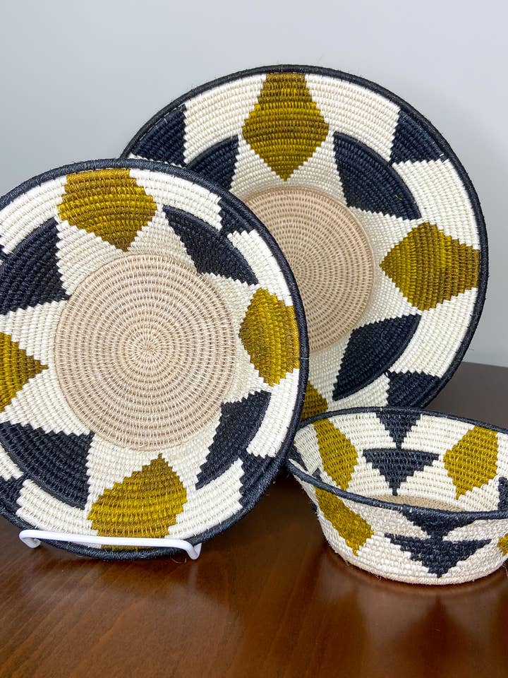 Large Sisal Basket - 044 for wholesale by Eve & Nico Gifts & Home Decor