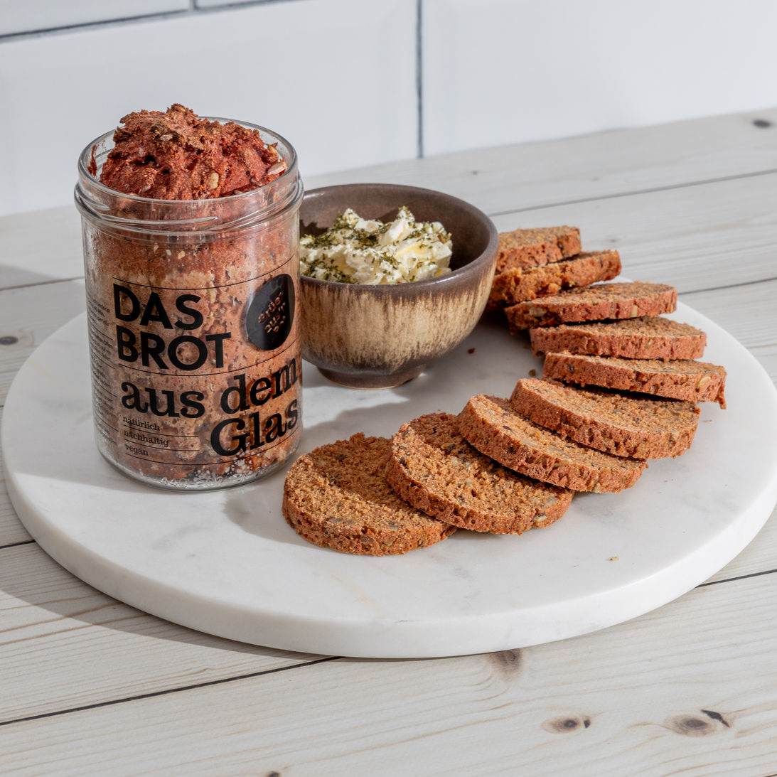 brotstoff – Großhandel Brotbackmischungen – Brotbackmischung im Glas "Grüezi aus'm Pott" 200 g1