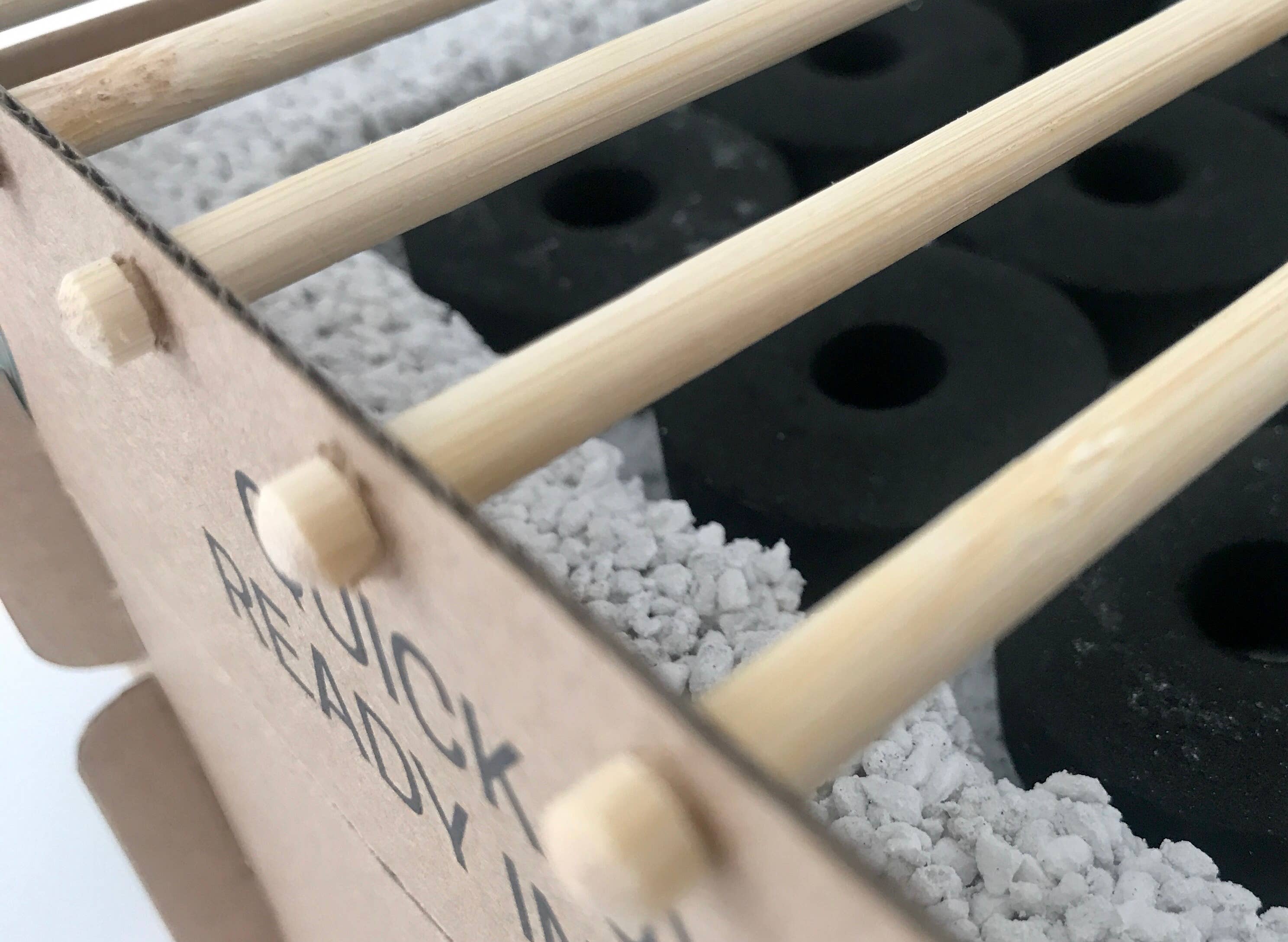 CasusGrill – Engroshandel Redskaber til udendørsgrill – CasusGrill – den bæredygtige og miljøvenlige engangsgrill1