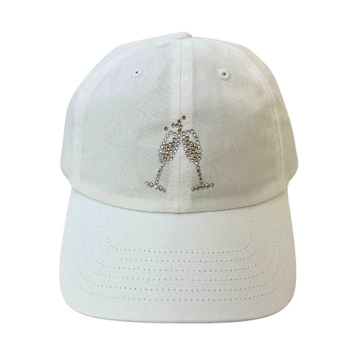 Rachel Cap mit Kristall-Champagnergläsern für den Großhandel von dolly mama designs, inc