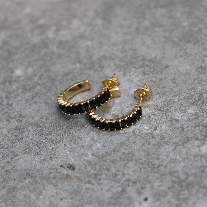 Bijoux 7bis - Vendita all'ingrosso Orecchini a cerchio - Set di orecchini creoli con strass e oro fino