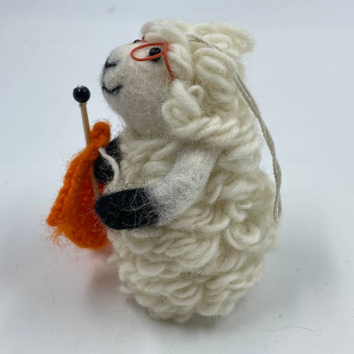 Funky Yak Ltd - Wholesale Ornament - Felt London Sheep Christmas Decoration/Ornament-(mix colour)2
