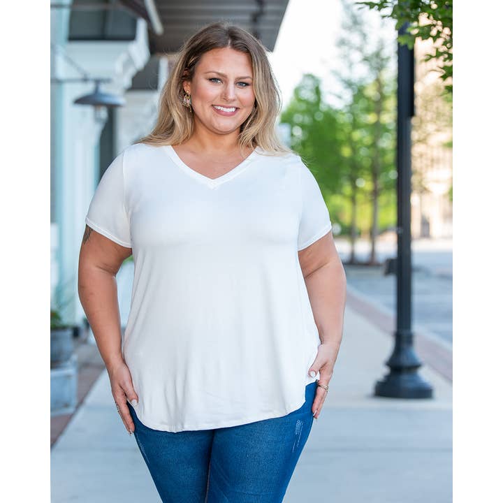 Basic Top Schmeichelnde Passform Weiß für den Großhandel von VLU STYLE