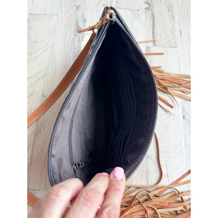 Boho Ranch Shop - Wholesale Crossbody Bag - Women's - LAINEY CROSSBODY steer longhorn -quilted leather purse bag3