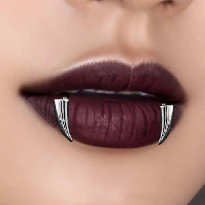 Gotisk Skarpe Tænder Læbe Clip Punk Falsk Piercing Smykker for engroshandel hos Buddha Ayurveda