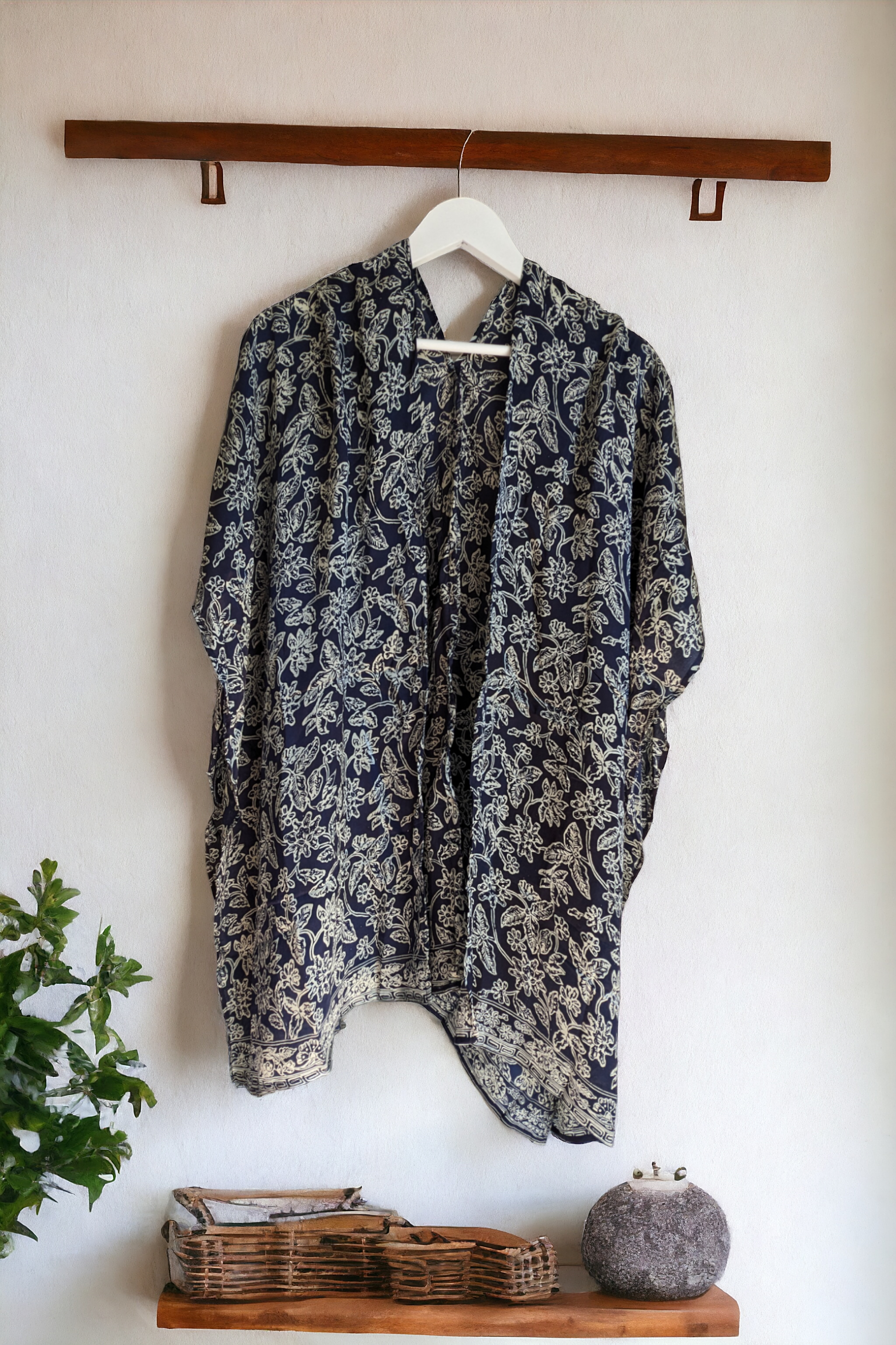 Cool Trade Winds – wholesale Kimono – Women's – Batik Printed Silk Kimono 0