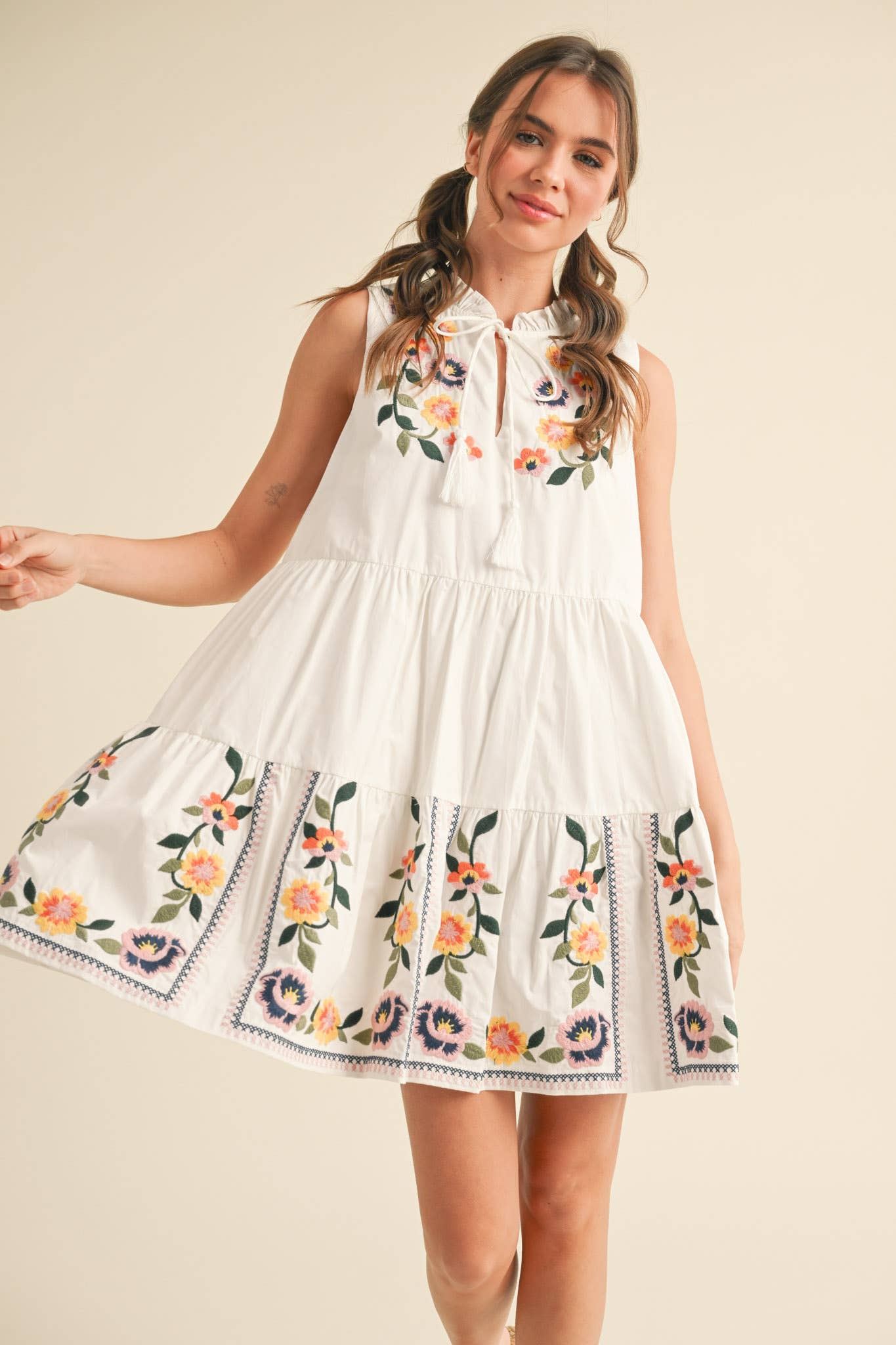 &MERCI - Wholesale Dress - Women's - FLORAL EMBROIDERY TIERED MINI DRESS MDR384113