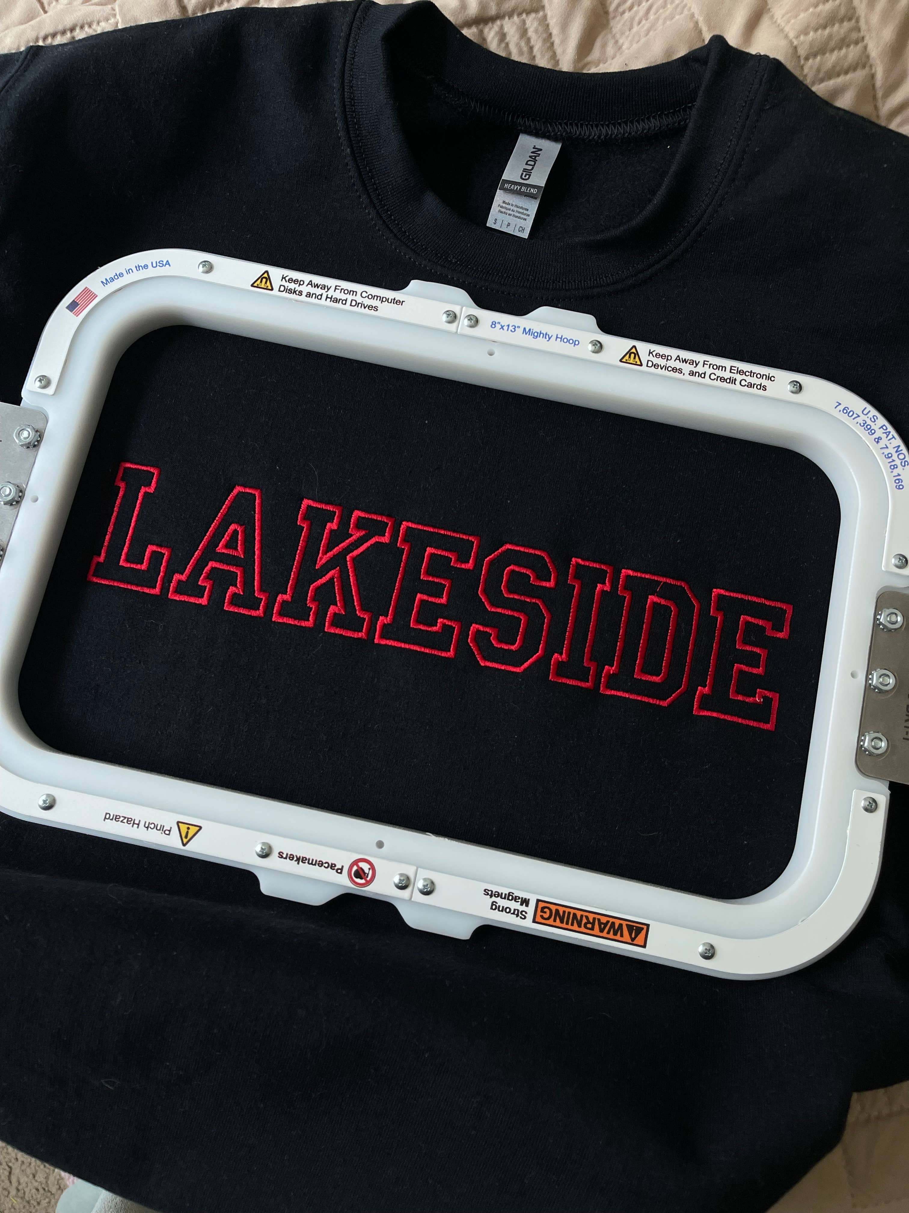 Buleana Boutique and Textiles LLC - Vente Sweat-shirt – unisexe - Sweatshirts unisex minimalistes à col camionneur personnalisés brodés17