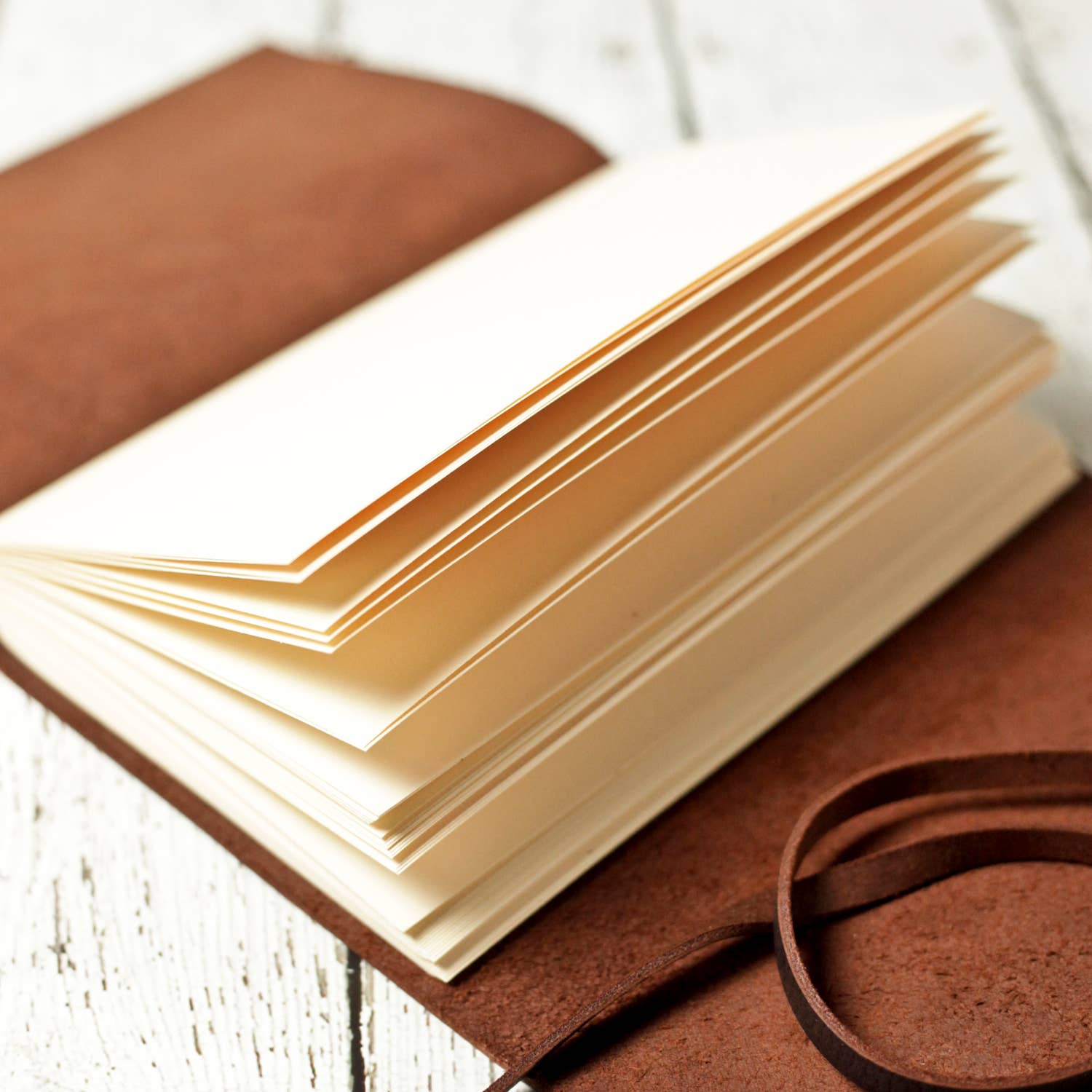 Wayfaring Goods - Vente Journal intime - Grand journal en cuir rustique4