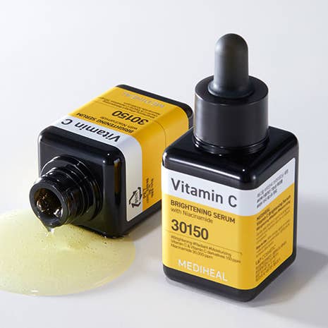 Sérum éclaircissant à la vitamine C Mediheal 40 ml pour la vente par Exod International