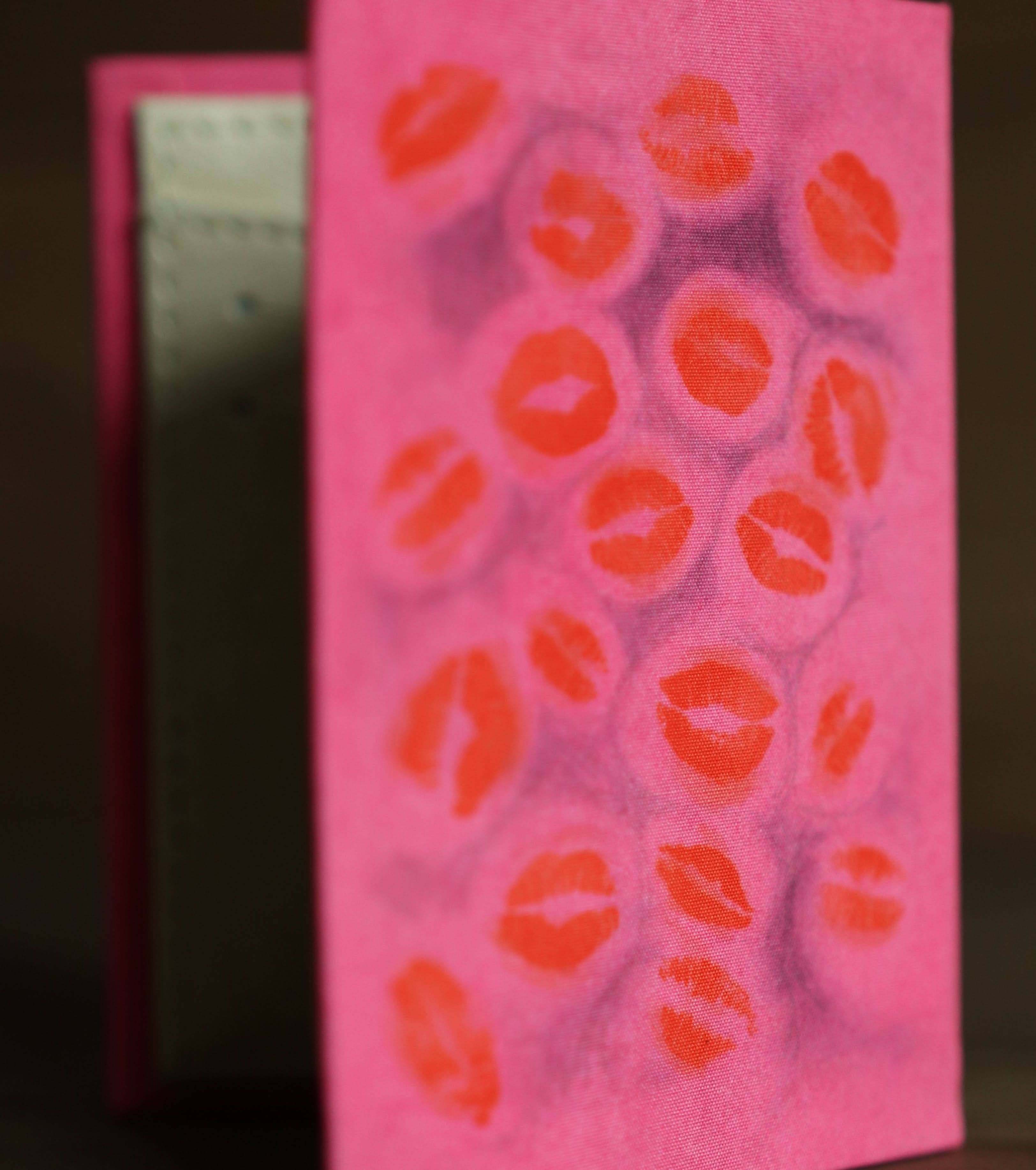 Novel Book Store – wholesale Wallet – Women's – Burn Book, Mean Girls 2004 Book Wallet3