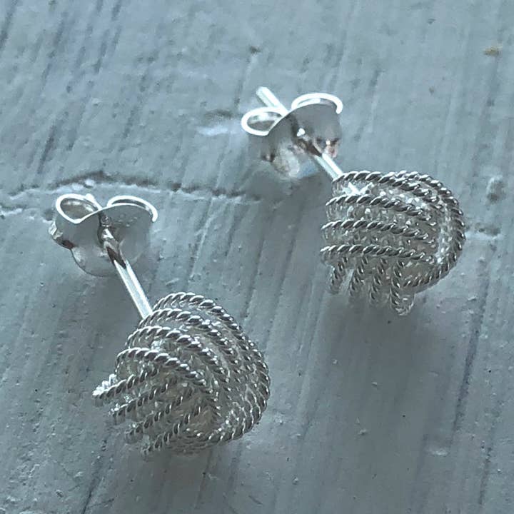 Knot Stud Oorbel voor wholesale door Fishgirl Designs