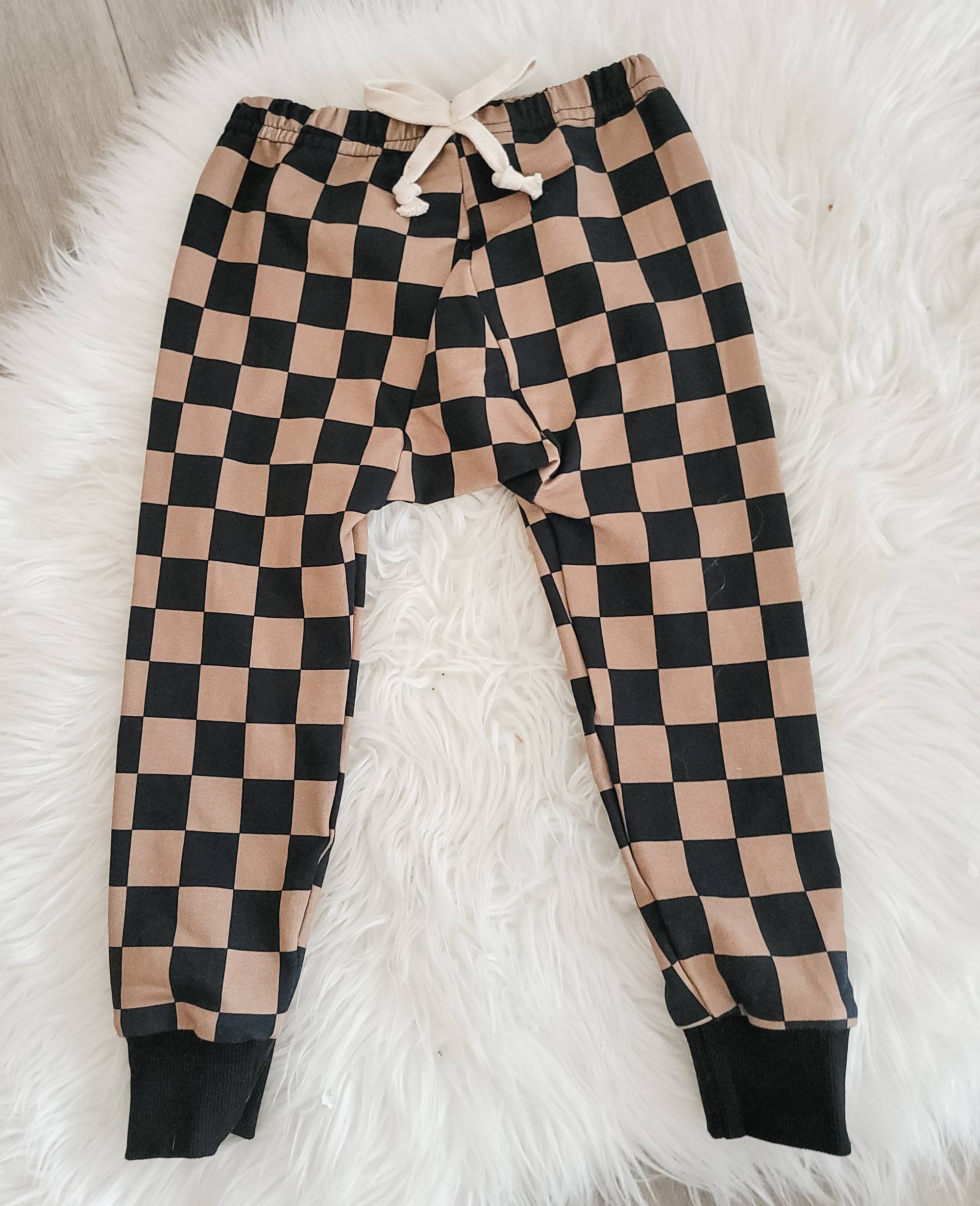 Rufflеѕ & Bоwtіеѕ - Affordable Boys & Girls Clothing - Wholesale Sleepwear Set - Kids - Unisex Toddler Kids 2 Piece Jogger Set - Black & Brown Check5