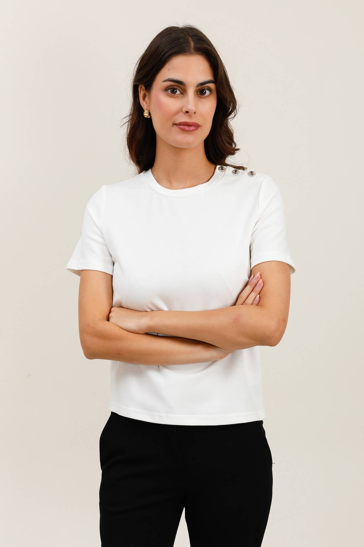 Daphnea - Vendita all'ingrosso Maglietta - Donna - 32101 T-SHIRT BOTTONI GIOIELLO6