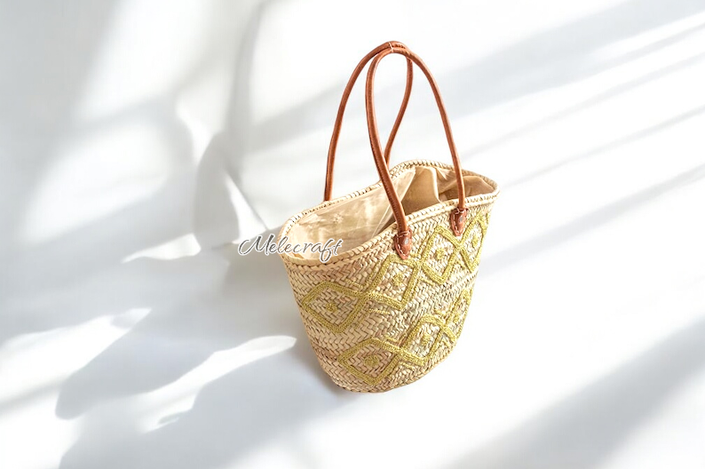 Melecraft – wholesale Basket – Embroidered Straw Tote with Leather Handles8