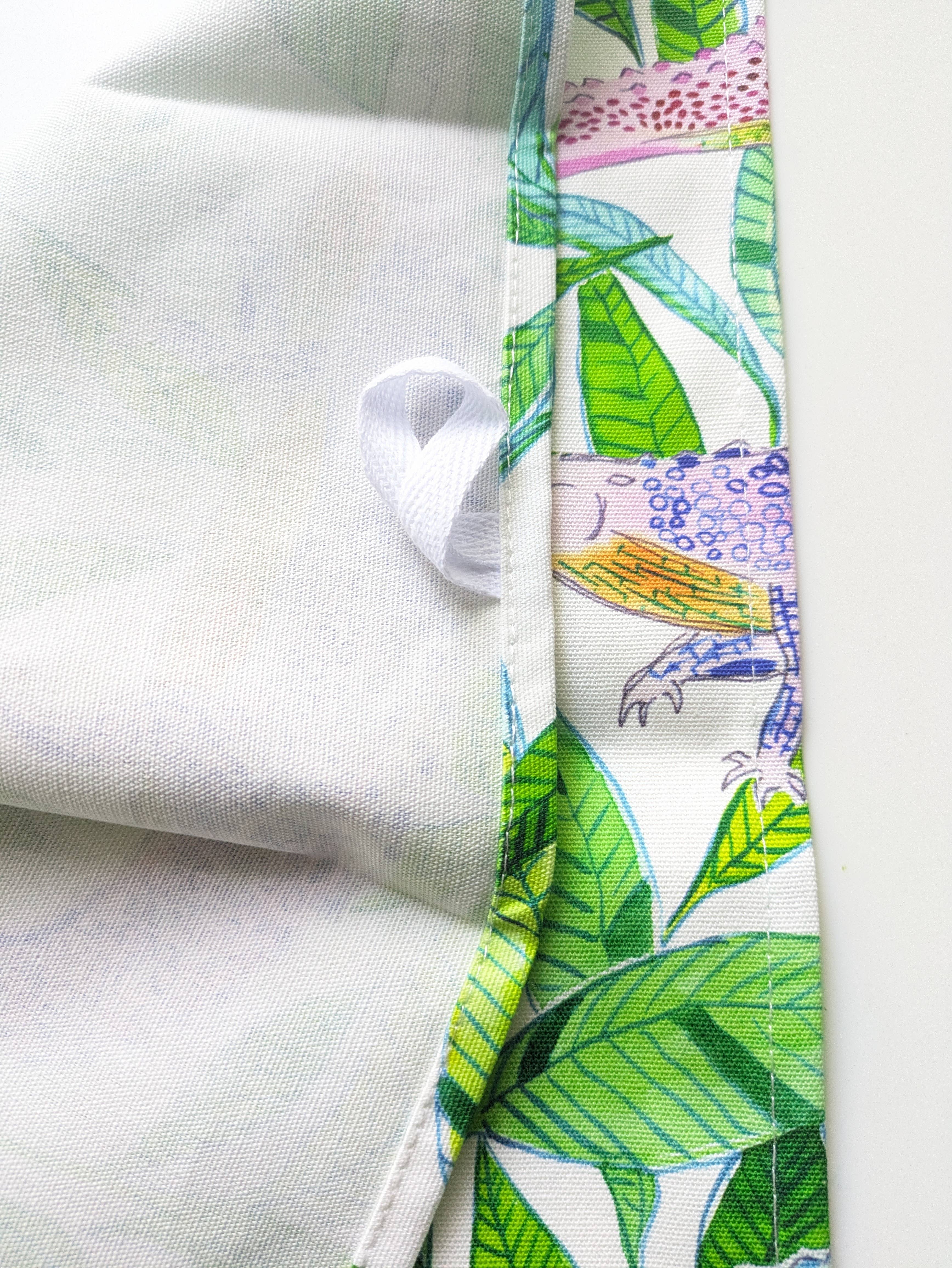 Natalie V. Mason - Wholesale Tea Towel - Dish Towel - Gators (white) - decorative tea towel8