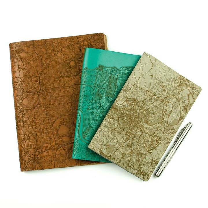 La couverture de carnet Slip - Série City pour la vente par Form Function Form