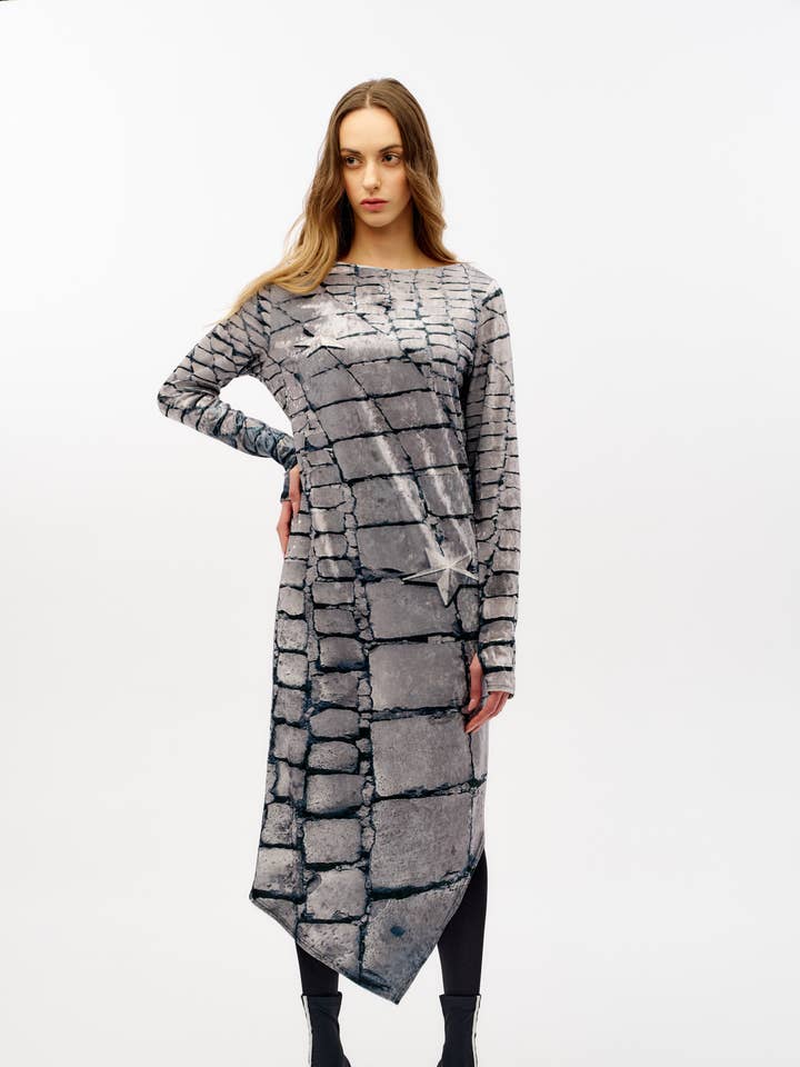 26057 Robe ELIN pour la vente par NY 77 Design