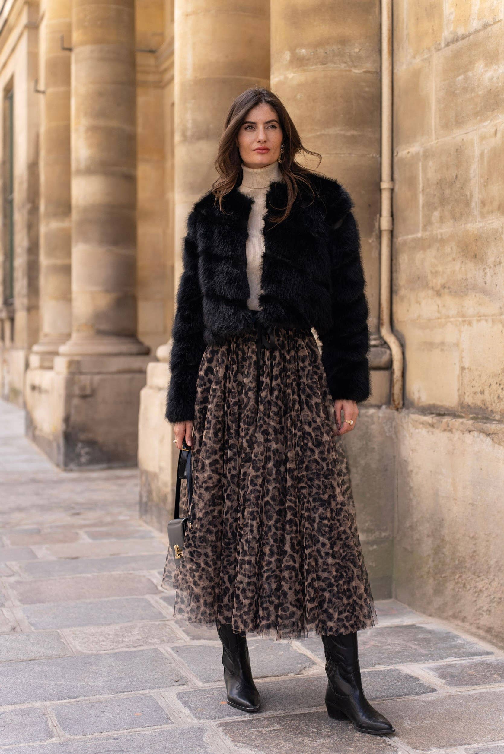 CHOKLATE PARIS – Großhandel Jacke – Damen – Paula kurze Jacke aus Kunstpelz - Y1685