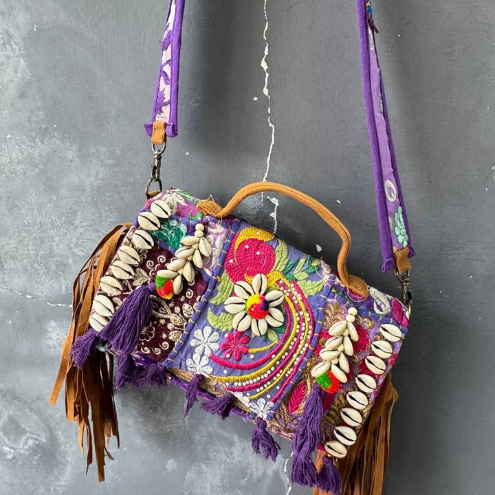 GYPSY STUDIO - Wholesale Shoulder Bag - Women's - Traditional Banjara Bags Banjara Bags Embroidery Work Bag 5