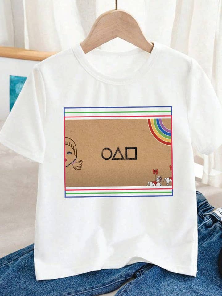 Camiseta gráfica L1365 - EL JUEGO DEL CALAMAR para venta al por mayor de KNOCK ON THE STYLE