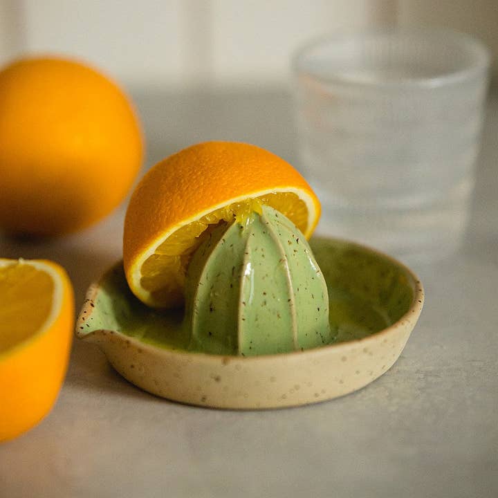 Greenish citrus squeezer for wholesale by Danutė Murauskienė