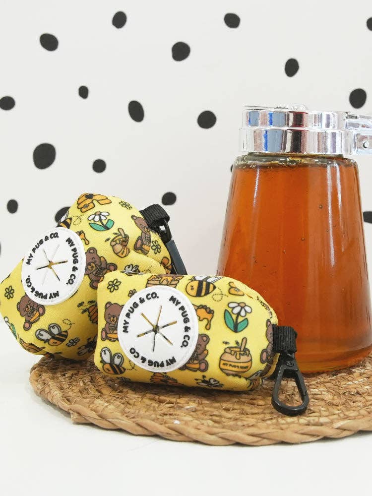 My Pug & Co. - Vendita all'ingrosso Dispenser di sacchetti per la cacca - Porta sacchetti per deiezioni canine con dispenser e moschettone - Accessori per cani2