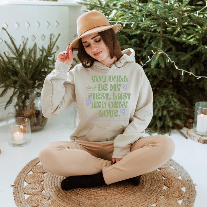 Verdraaide Leugens Christian & Stella Hoodie voor wholesale door The Bean Workshop