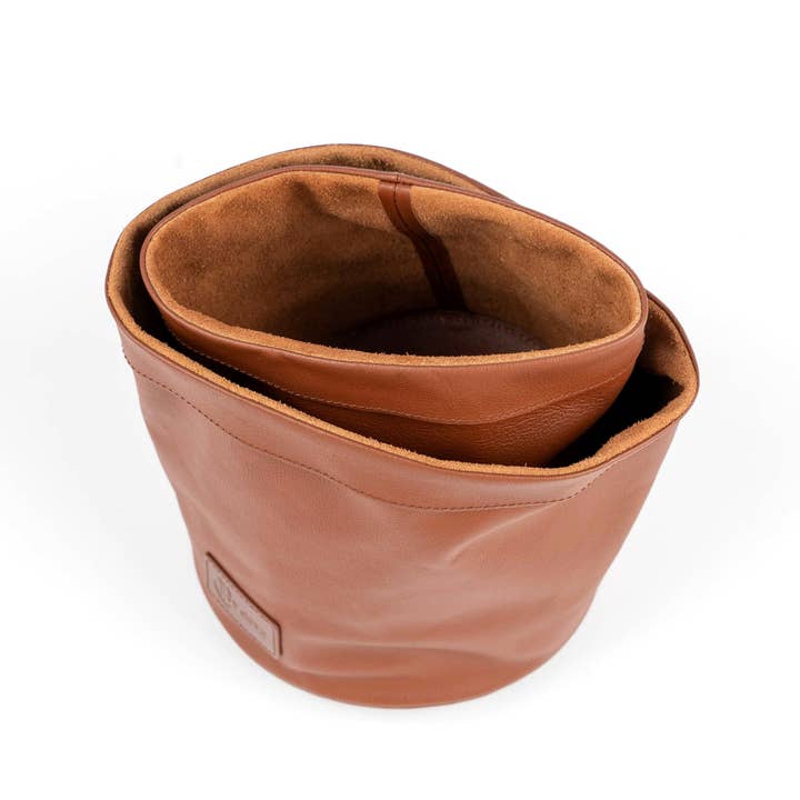 Ivy Cove - Wholesale Plant Pot - Driftwood Leather Planter