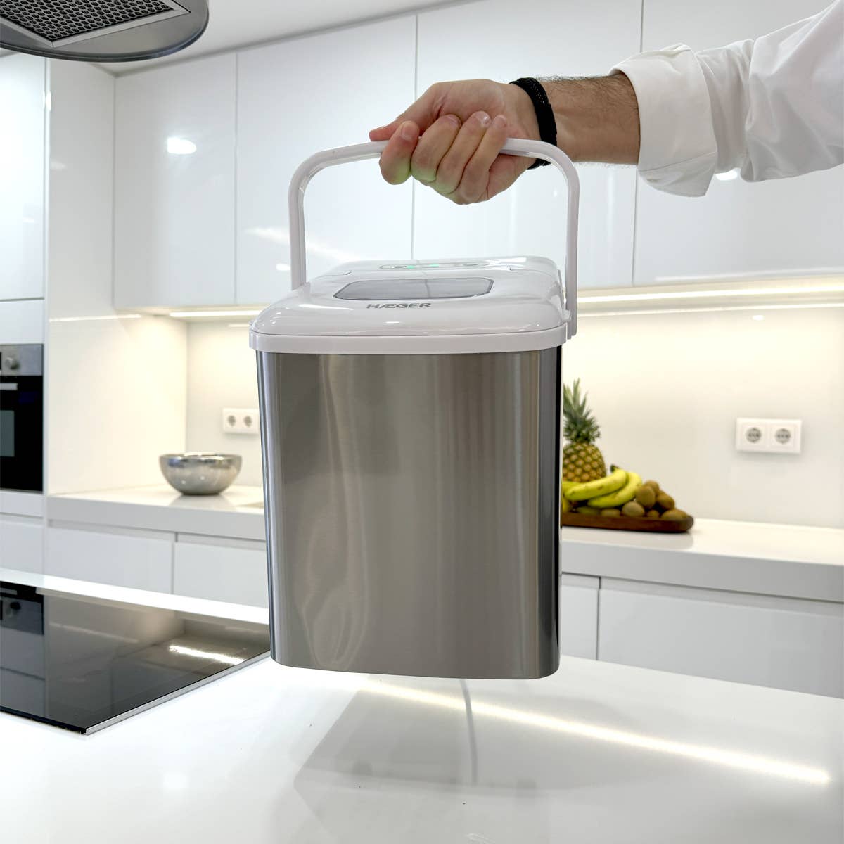 Haeger - Wholesale Kitchen Appliance - HAEGER Pure Ice Inox Ice Maker - Ice in 7min, 12kg/24h, Transport handle7