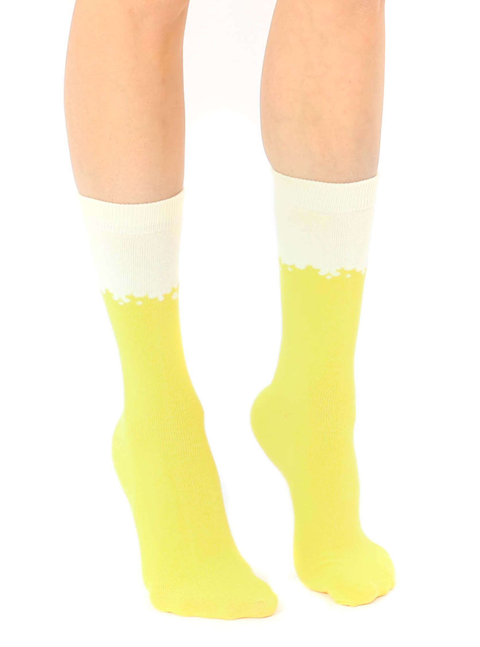 Living Royal - Wholesale Socks - Unisex - 3D Packaged Crew Socks - Beer Glass - Yellow3