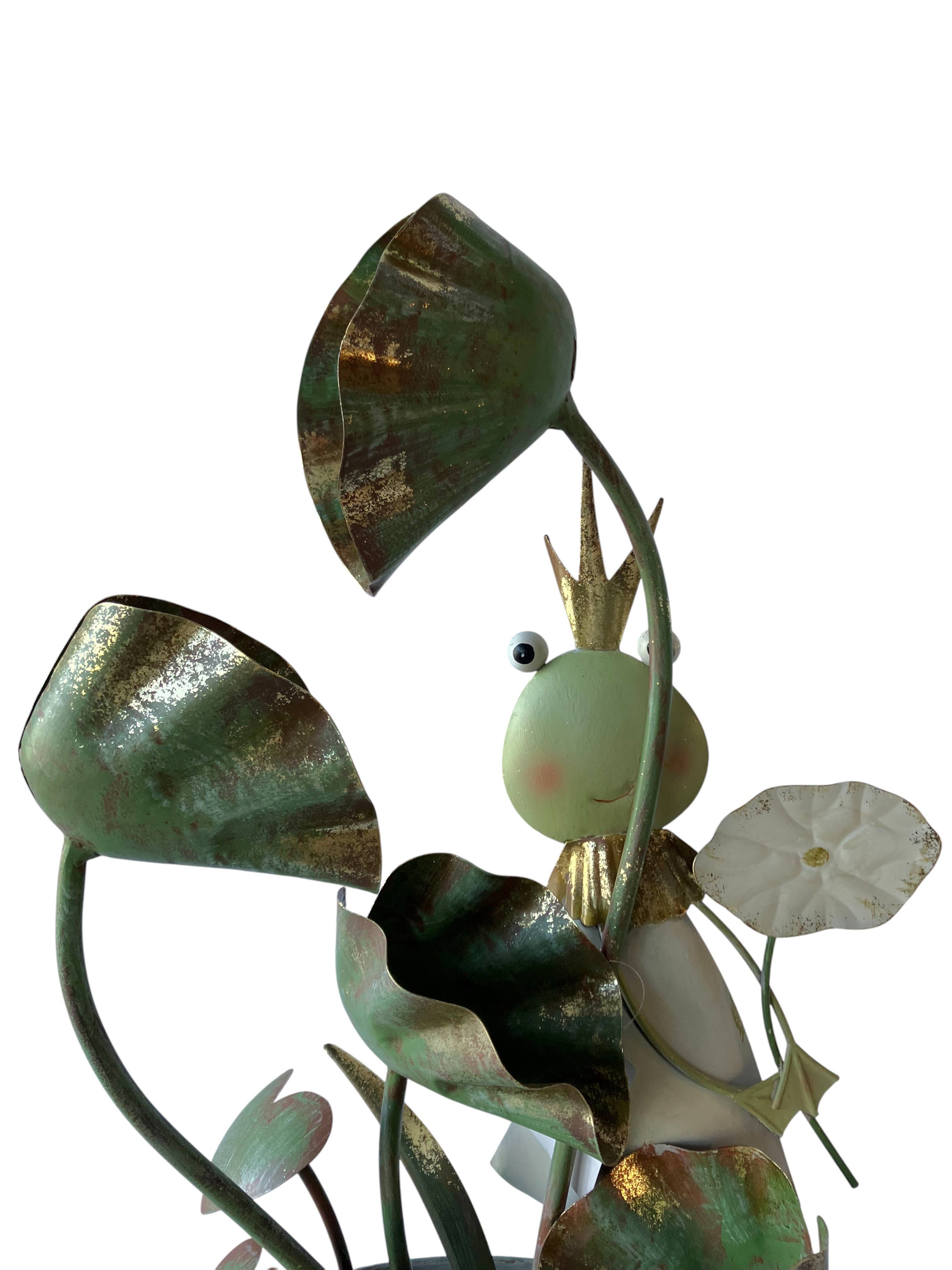 Continental Art Center - Wholesale Outdoor Ornament/Decor - Metal Frog on Leaves Bucket Fountain5