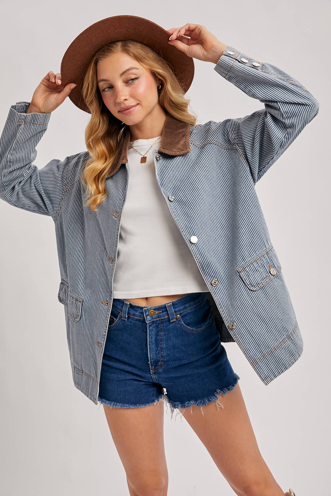 Bluivy - Wholesale Coat - Women's - DENIM CORDUROY COLLAR CONTRAST BARN COAT16